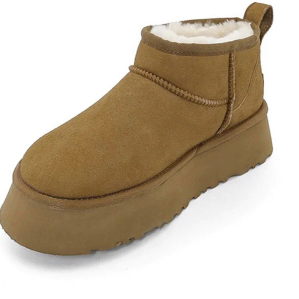 BRAND NEW, NEVER WORN Platform Boots